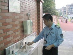 ��������������ԇ�c�ھ����r�O(ji��n)�y�WУֱ�ˮ